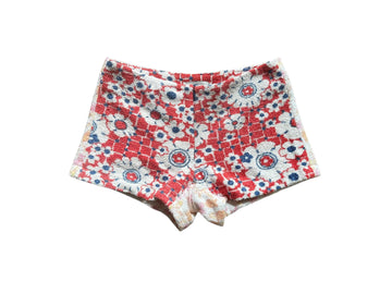 Queen Bee Short in Baby Floral