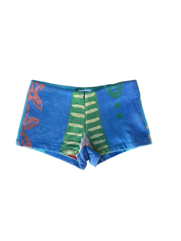 Queen Bee Short in Beach Day