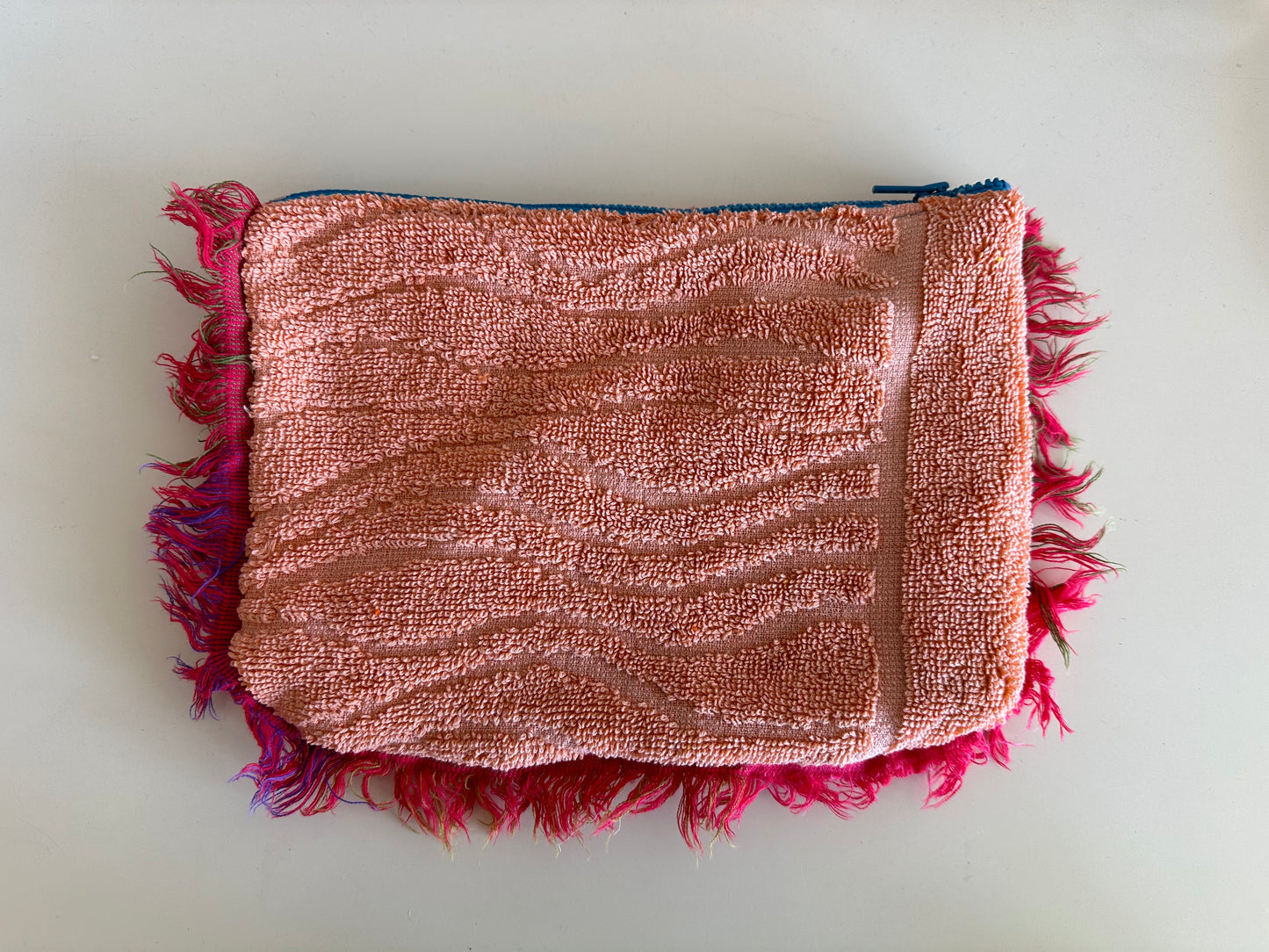 Surf Pouch in Salmon