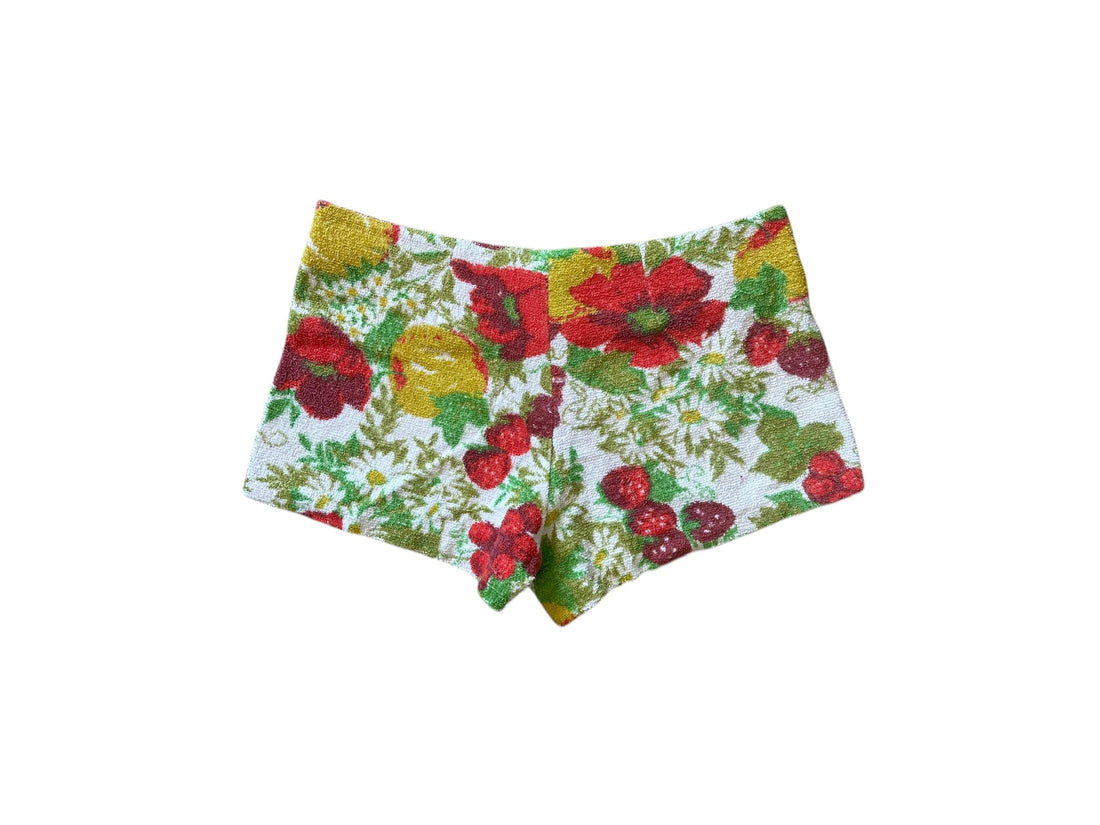 Queen Bee Short in Flowers & Fruit