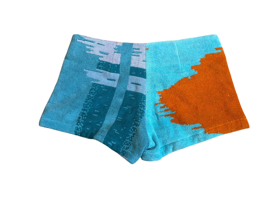Queen Bee Short in Teal Dream