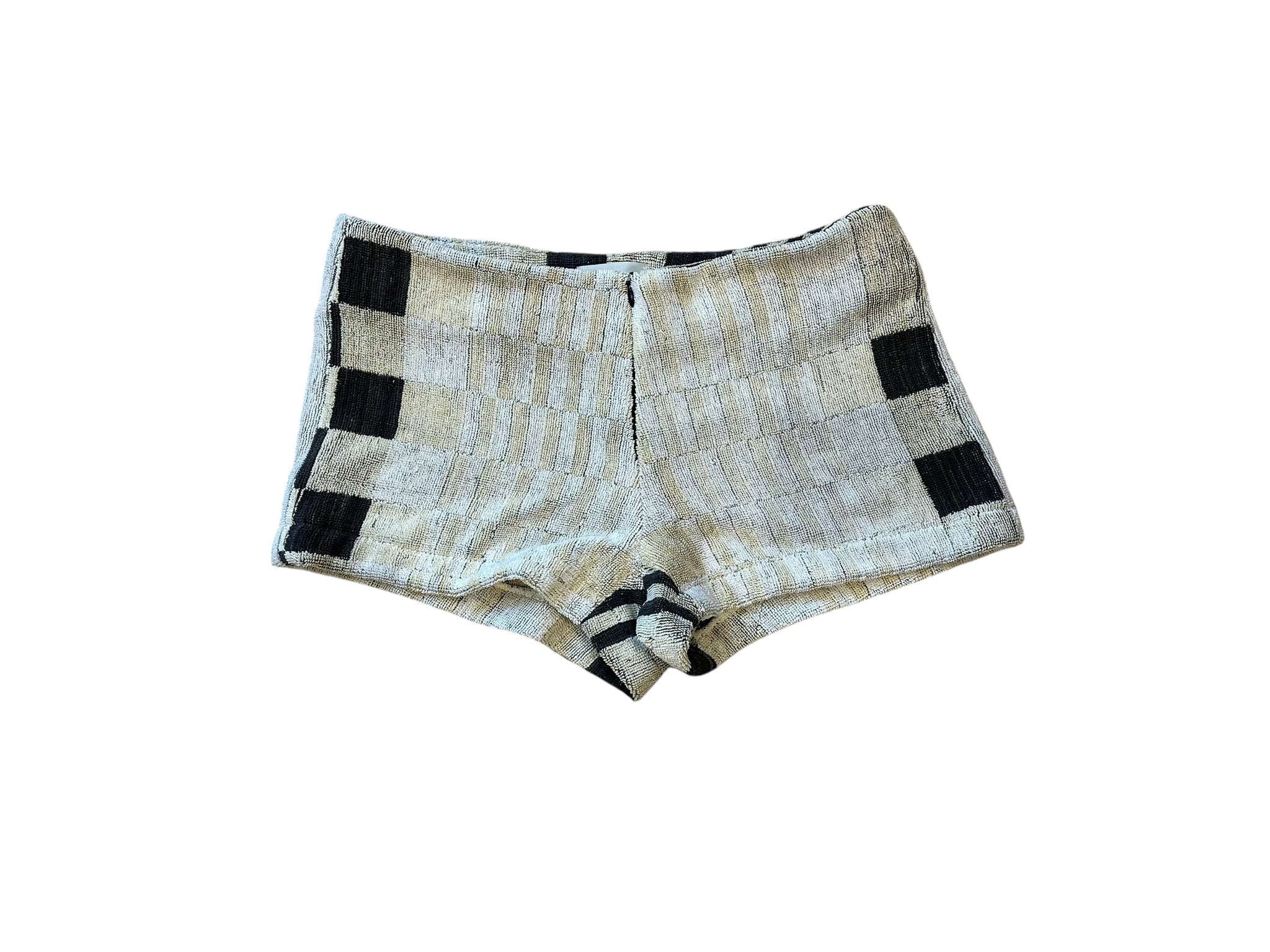 Queen Bee Short in Cali Cool