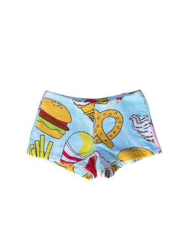 Queen Bee Short in Junk Food